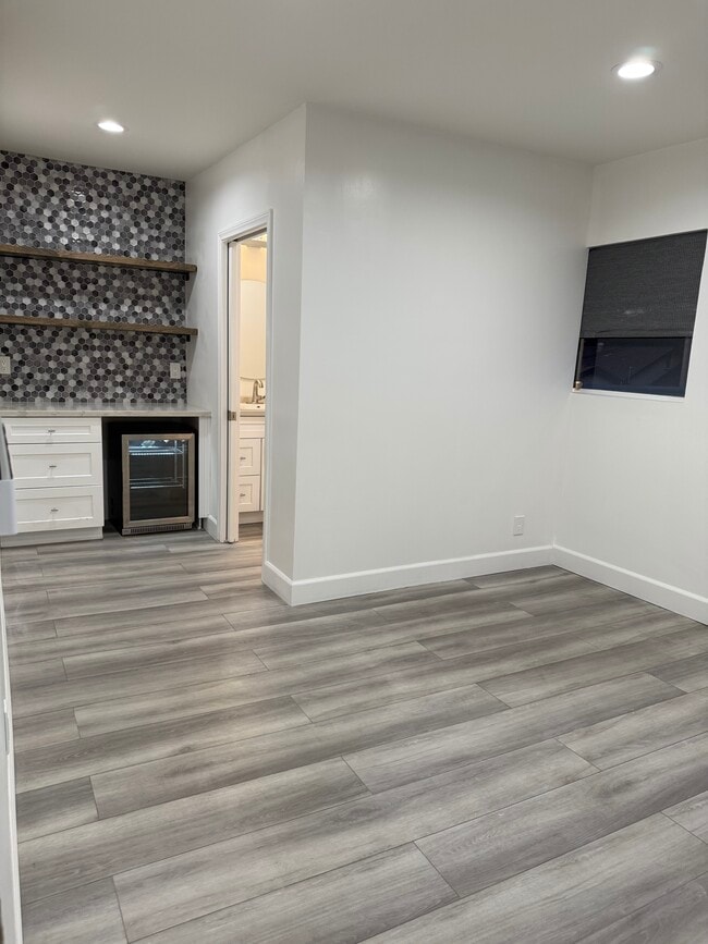 Building Photo - 518 N 2nd Ave Unit Apt. B