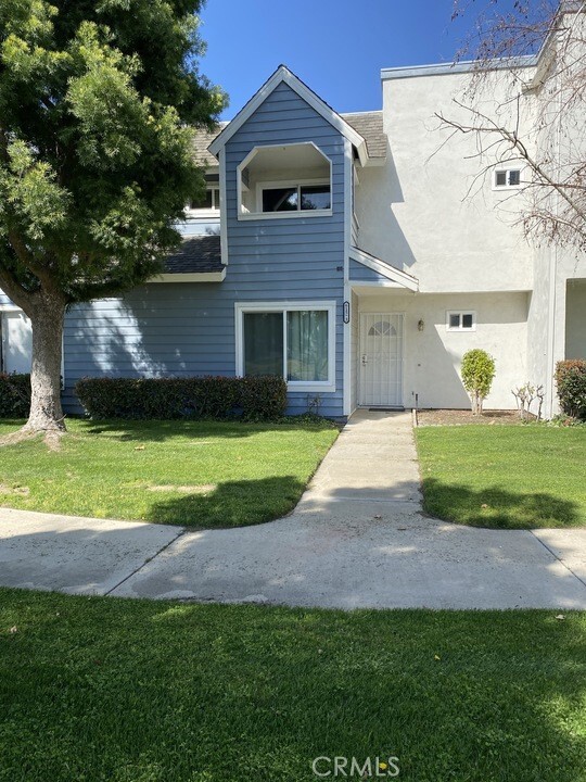 Building Photo - 615 E Lugonia Ave Rental