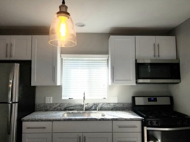 Photo - 5013 63rd St