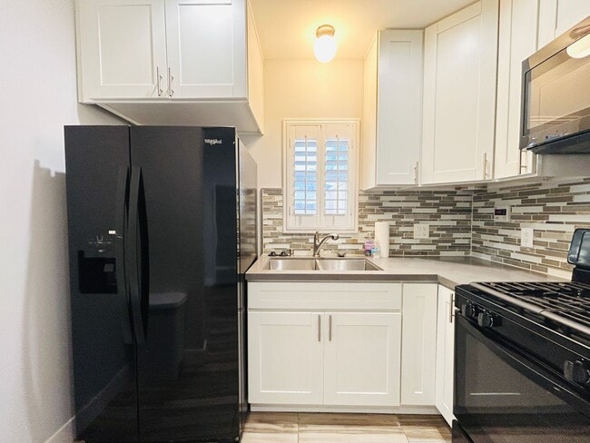 Photo - 8828 Haas Ave Unit 8828 Haas