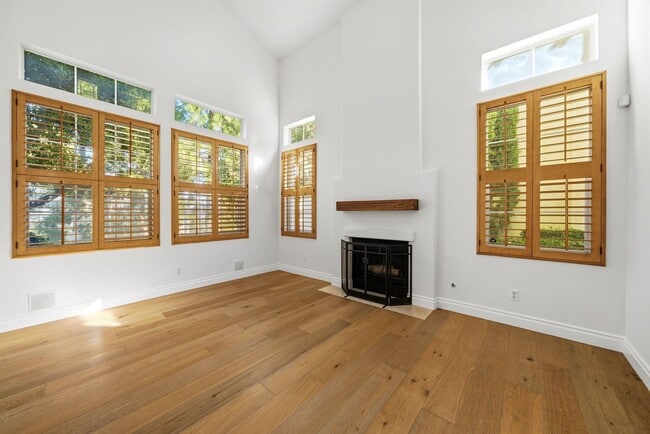 Photo - Beautiful 3 Bedroom 2.5 Bath Single Family...