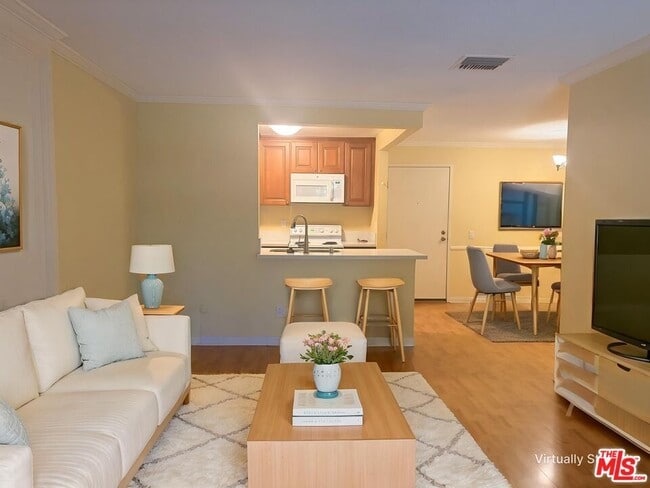 Photo - 805 Temple Terrace Unit 202