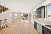Photo - 227 N Burlington Ave