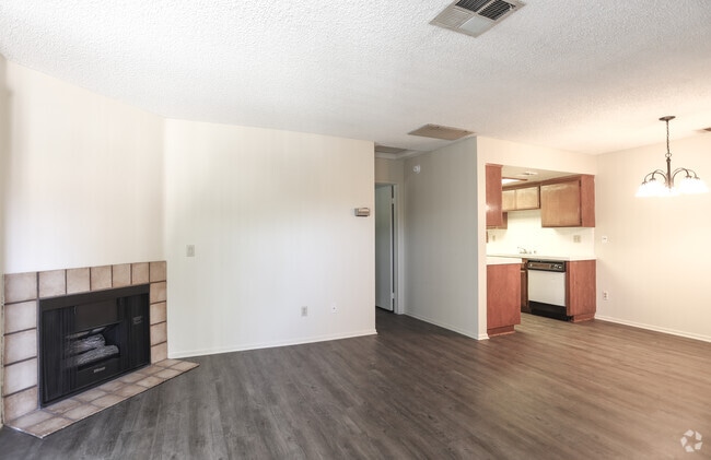 1BR, 1BA-692 SF - Baywood Apartments