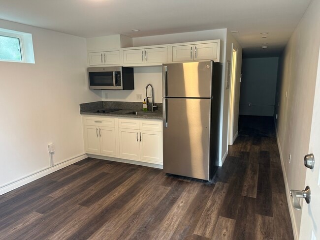 Building Photo - 6108 Carmen Pl Rental