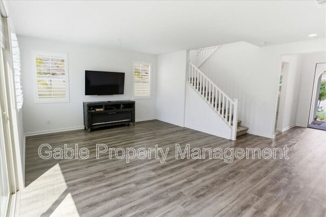 Photo - 28817 Sedge Ln