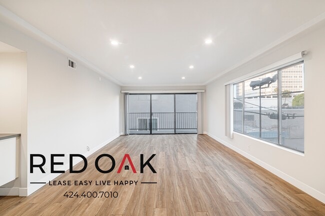 Photo - 121 N Hamilton Dr Unit 202