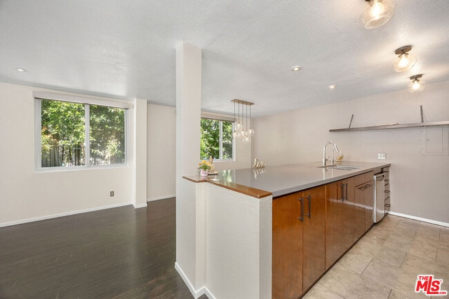 Photo - 8535 W Knl Dr Unit 118