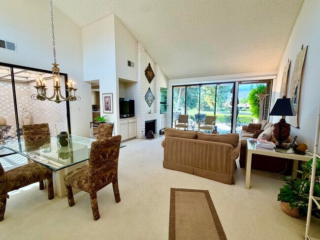 Photo - 347 Villena Way