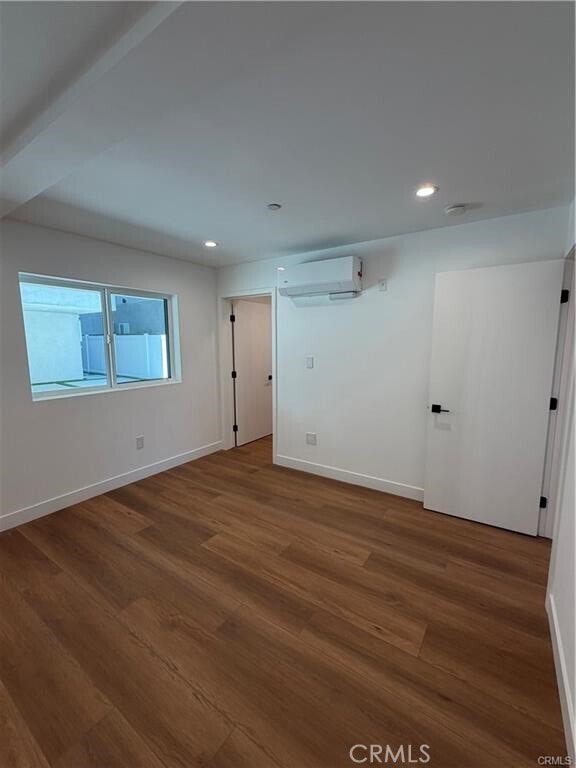 Photo - 14165 Erwin St