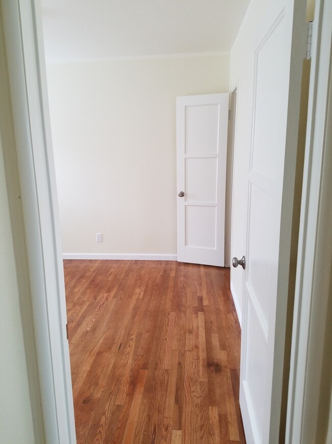 Photo - 1520 Marine Ave Unit 1