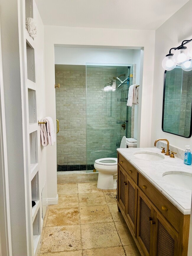 Primary bathroom - 24 Westwind St Unit A