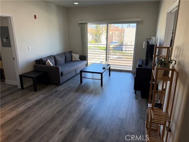 Photo - 2311 W 10th St Unit 404