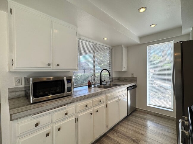 Photo - Upgraded 2 Bedroom 1 Bath Condo In Casa Del Cerro, Central A/C, Pool Unit 25
