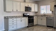Photo - 10523 Hayvenhurst Ave House