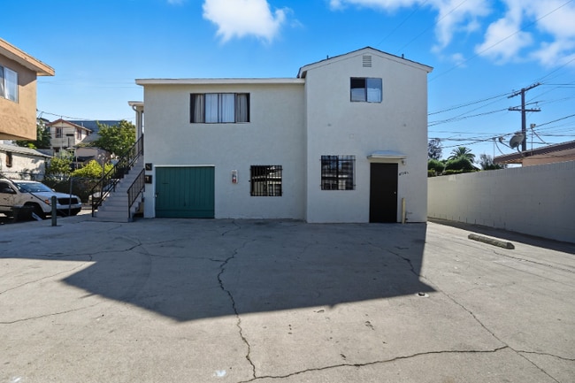 Photo - 4710 St Elmo Dr Unit 4710.5