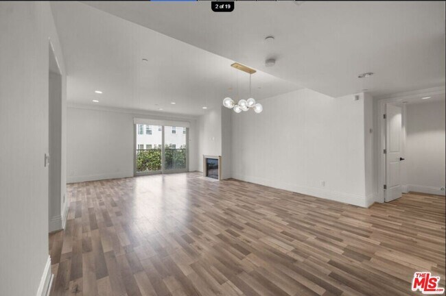 Photo - 147 N Berendo St Unit 203