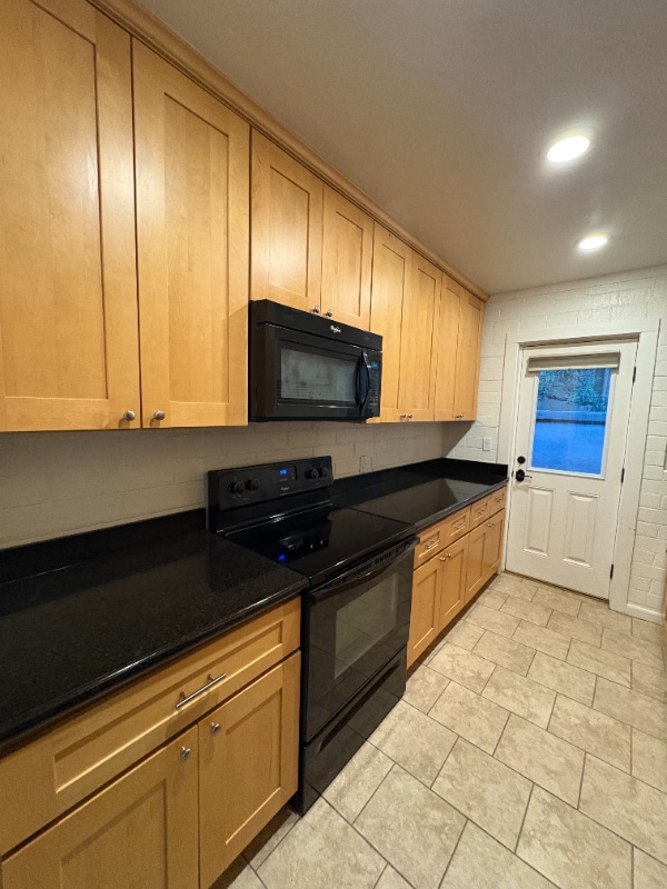 Photo - 931 Grand Ave Unit 931 Grand Ave.  K