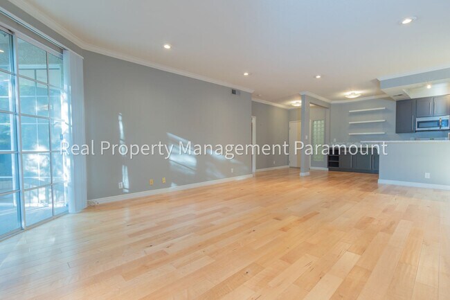 Photo - Don't miss out! 2 Bed 2 bath ready to go!