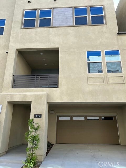 Building Photo - 435 Mullberry Pl