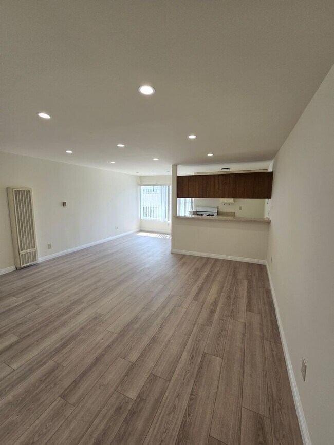 Building Photo - 1007Lomi Unit 213 Rental
