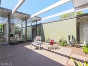 Photo - 508 S Woodland St House
