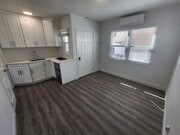 Photo - 383 Harvey Dr Unit B