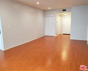 Photo - 435 N Palm Dr Unit 202