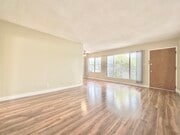 Photo - 1129 Lincoln Blvd