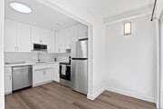 Photo - 830 E Ave