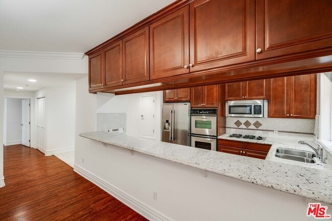 Photo - 2306 Fox Hills Dr Unit 102