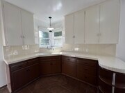 Photo - 13900 Burbank Blvd House