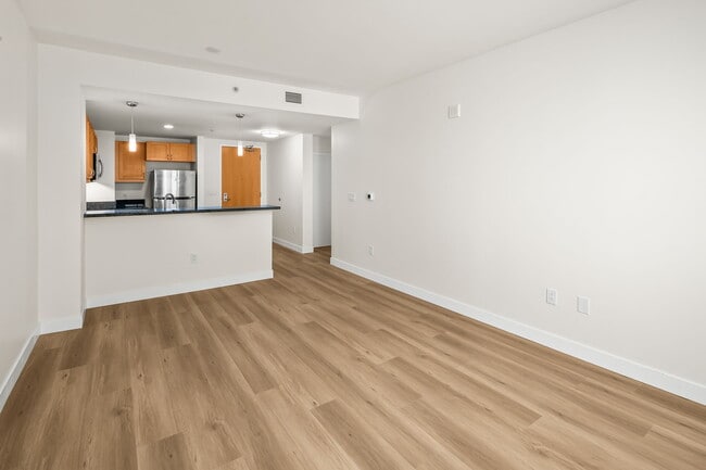 Photo - 1150 J St Unit 612