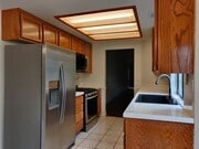 Kitchen - 3124 Oakview Ln