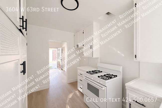 Photo - 3604 W 63rd St