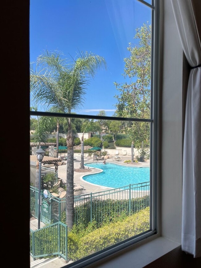 3 Bedroom 2 1/2 bath Murrieta Townhome - 3 Bedroom 2 1/2 bath Murrieta Townhome