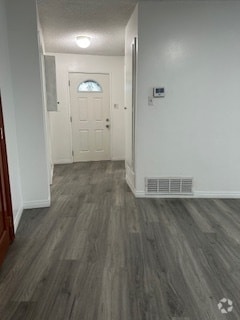 Building Photo - 9522 Joyzelle Dr Rental