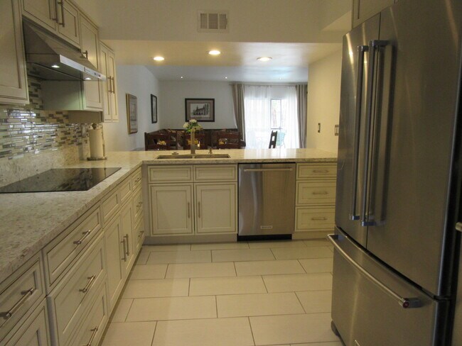 Photo - 277 E Alejo Rd