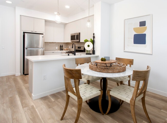 Photo - The Reserve La Mirada