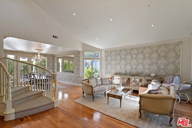 Photo - 3900 Hilton Head Way