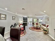 Photo - 3855 Albatross St