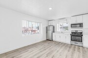 Photo - 1805 W 80th St Apartments