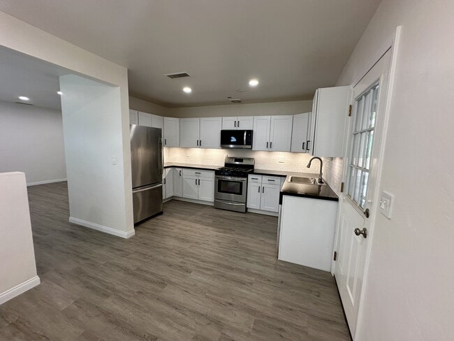 Photo - 13239 Idyl Dr