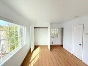 Photo - 230-232 Rennie Avenue Unit 232