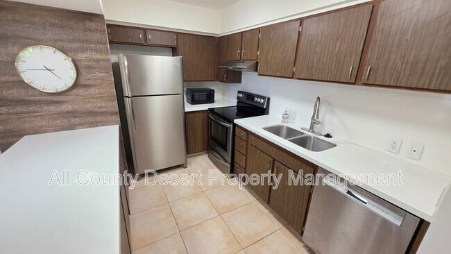 Photo - 2504 N Whitewater Club Dr Unit C
