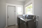 Photo - 401 N Howard St