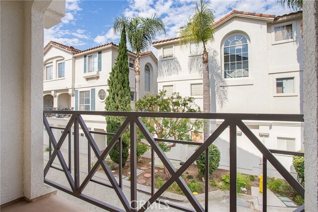 Photo - 5415 Marine Ave