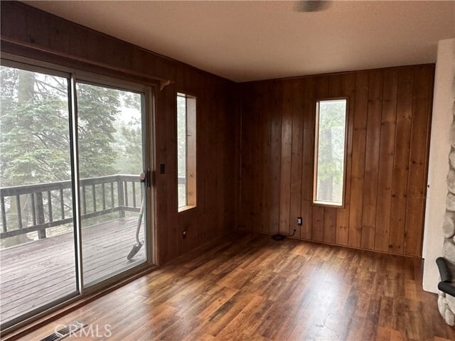 Photo - 897 Bear Springs Rd