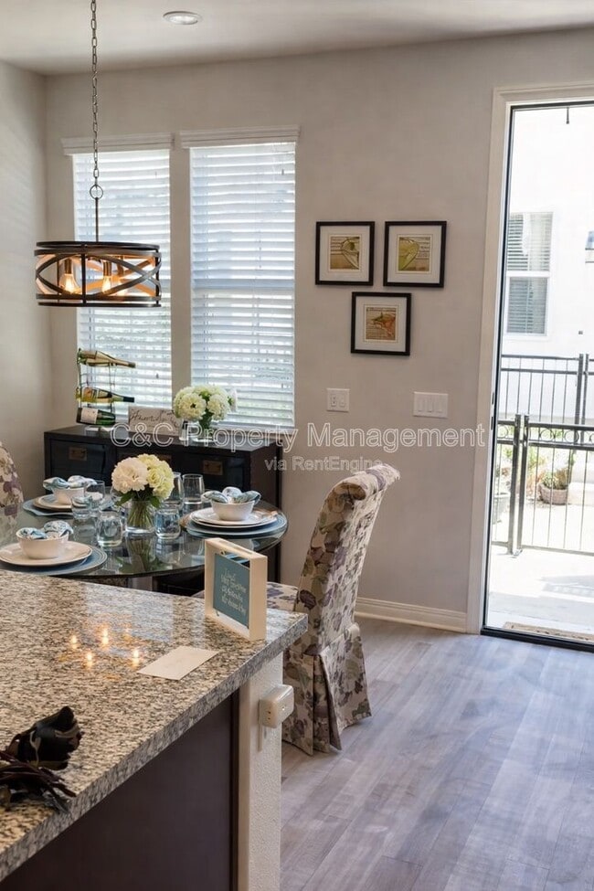 Photo - 40402 Calle Real