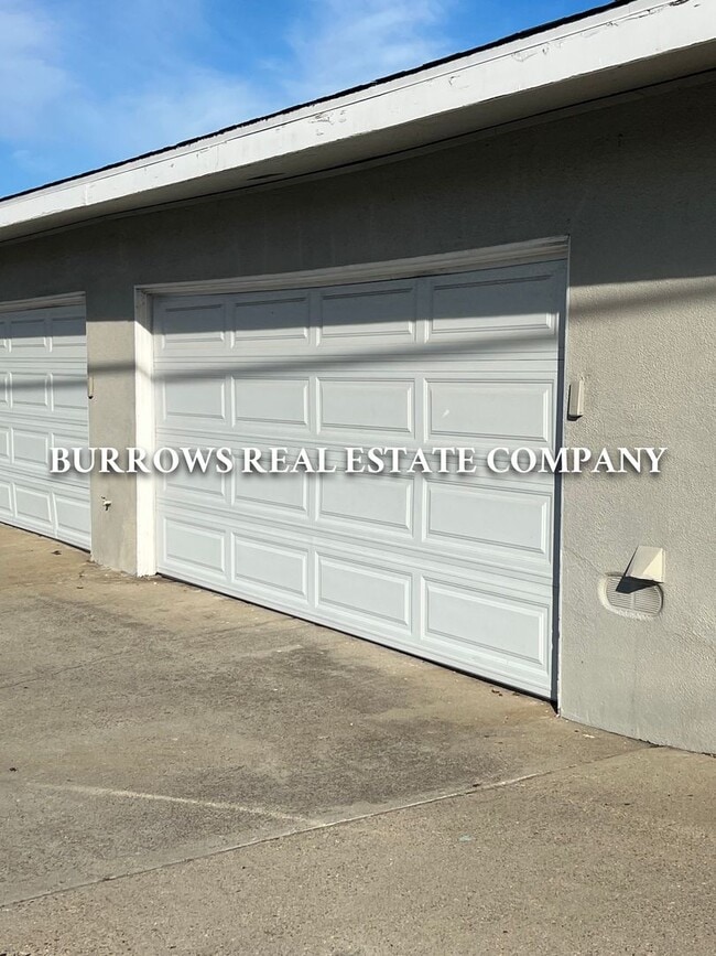 Photo - Single story 2 bedroom, 1 bathroom apartment in Ventura